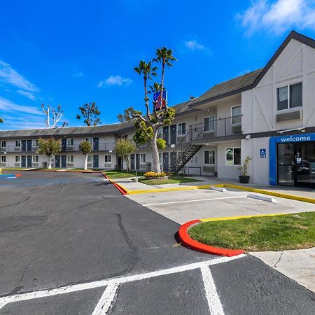 Motel 6-San Diego, CA - North Exterior foto