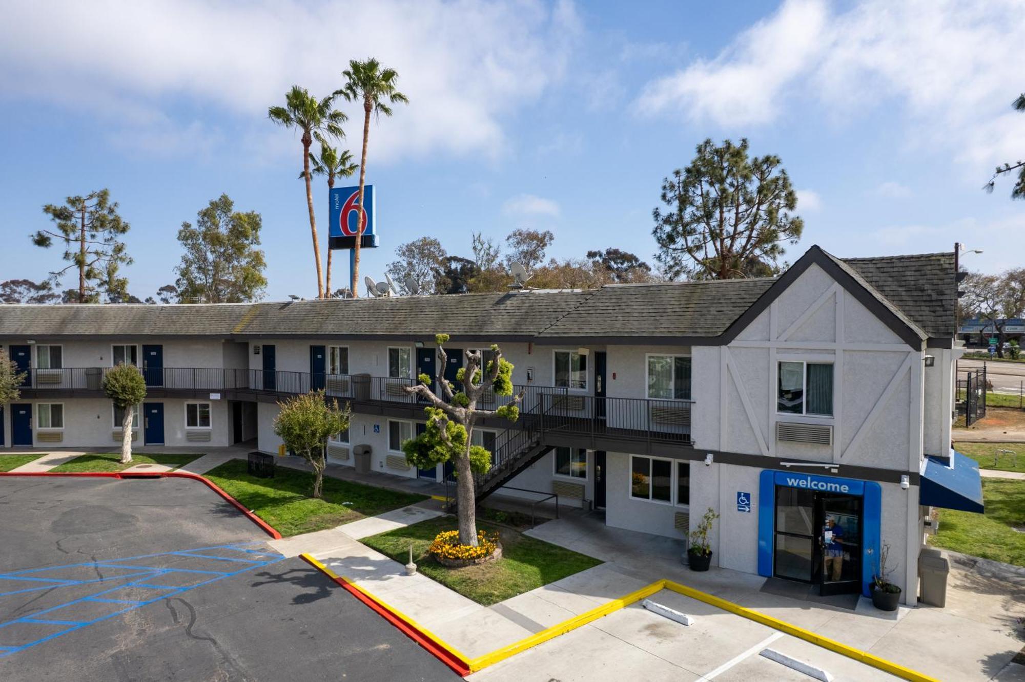 Motel 6-San Diego, CA - North Exterior foto