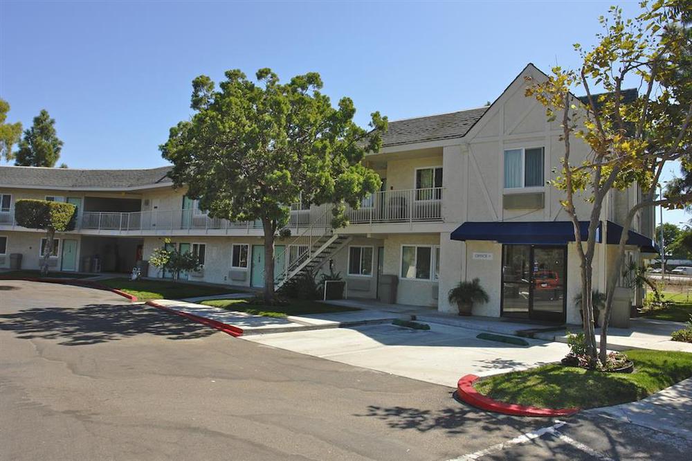 Motel 6-San Diego, CA - North Exterior foto